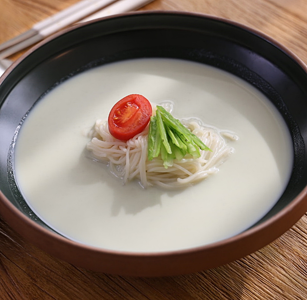 콩쿡맘 좋은콩식품 검은콩국 콩물 업소용 콩국 서리태 콩물 대용량 검은콩 콩국수 콩국물 식당 430ml, 6개 이미지 2