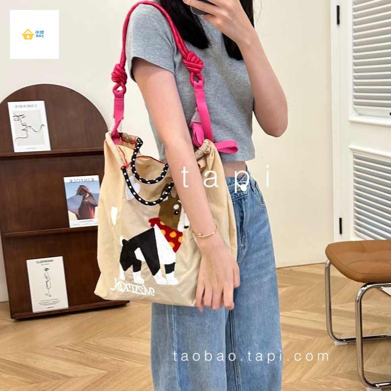 숄더백 토트백 토끼 에코백 강아지 여성 자수 가방 데일리백 쇼퍼백 예쁜 볼체인 - 상세 이미지 3