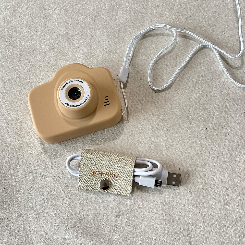 이어폰 줄감개 멀티탭 컴퓨터 USB 충전기 케이블 선정리 전선 정리 이니셜 가죽 홀더