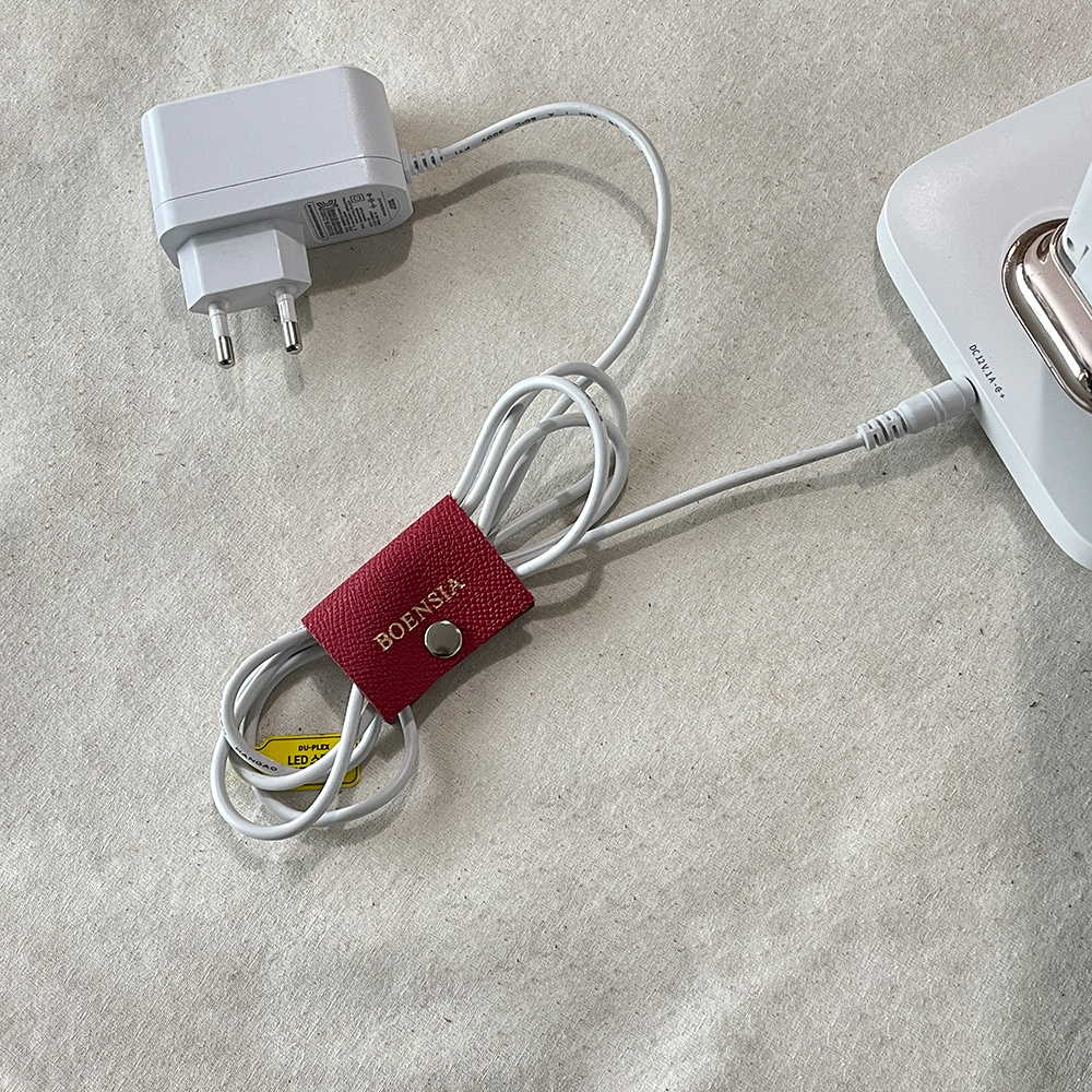 이어폰 줄감개 멀티탭 컴퓨터 USB 충전기 케이블 선정리 전선 정리 이니셜 가죽 홀더 이미지 7