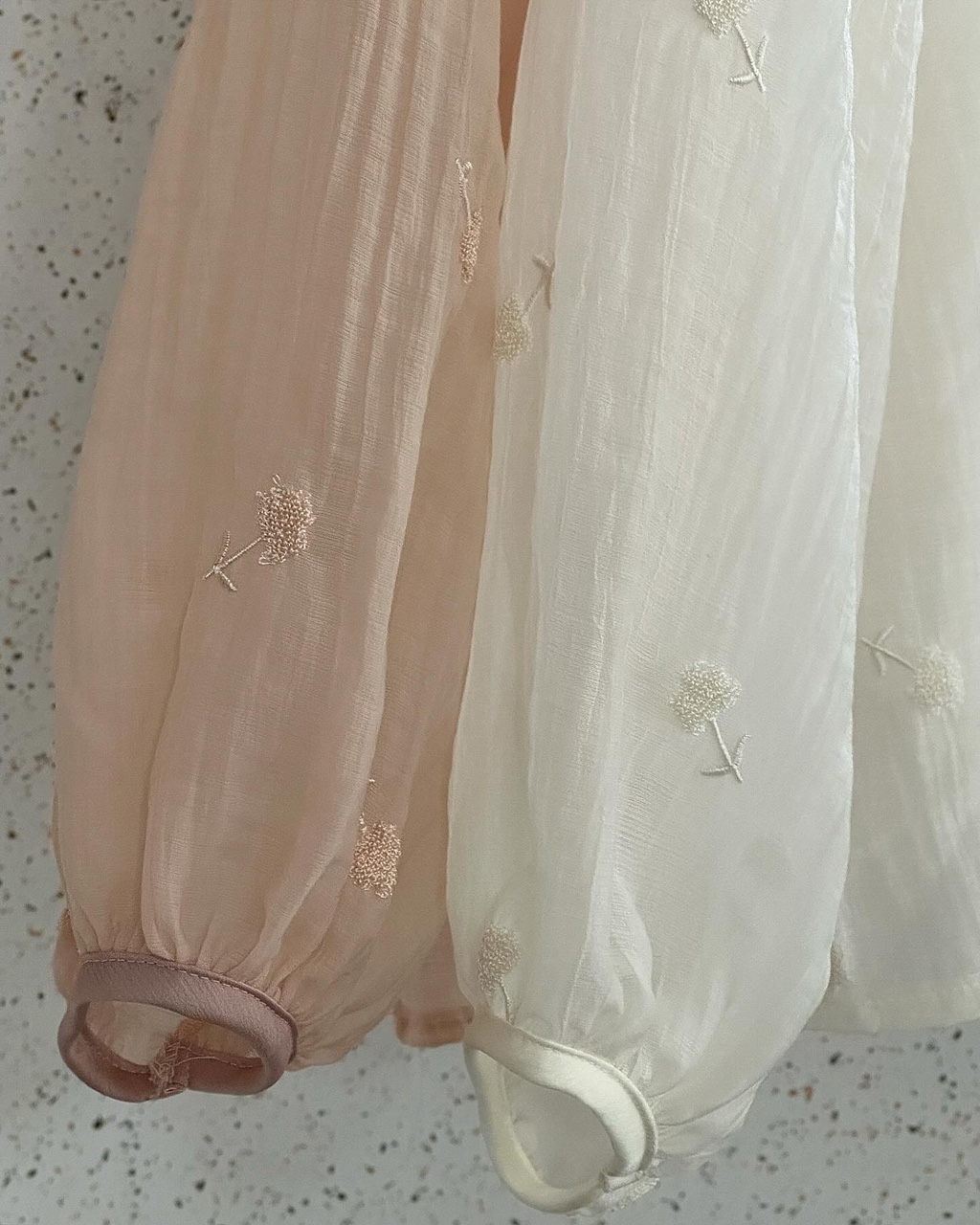 엔들 여성 시스루 라운드 퍼프 오버핏 루즈핏 꽃 자수 블라우스 상세 이미지 27
