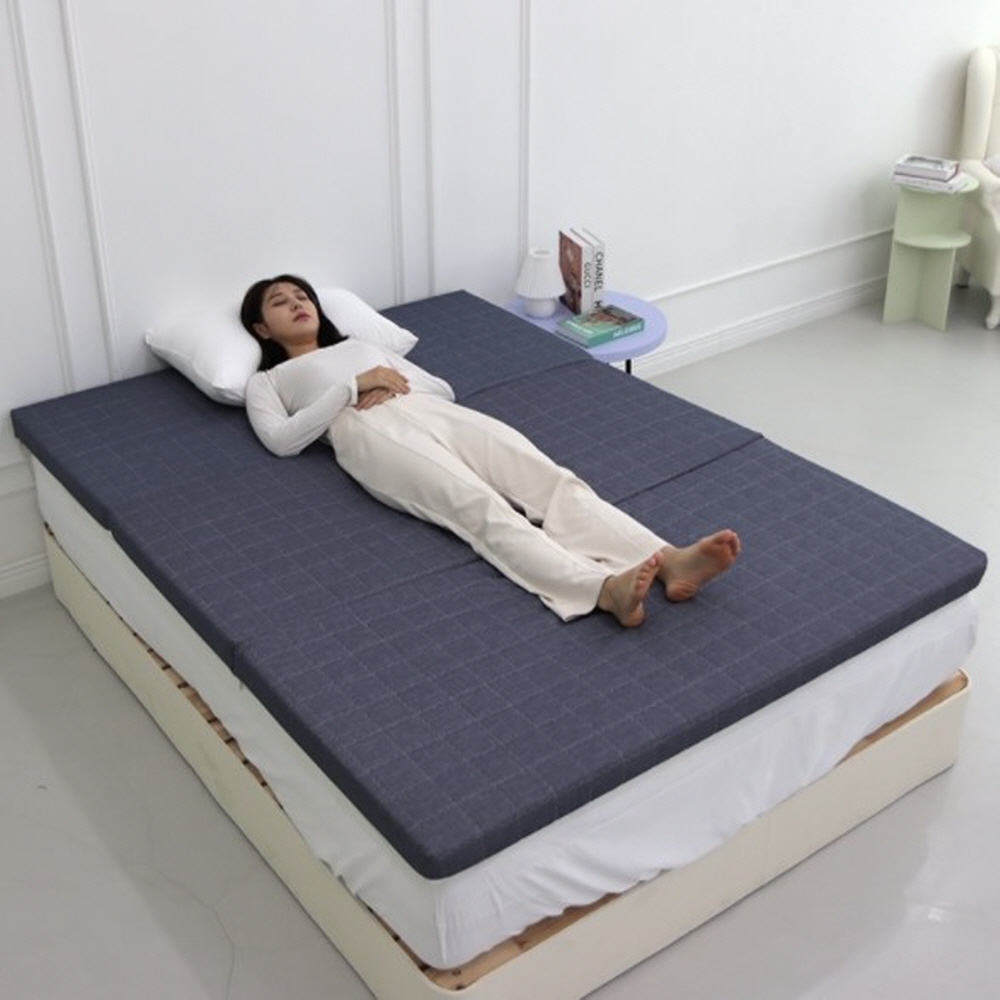 디스크환자 매트리스 잠솔솔 접이식 매트릭스 토퍼 허리안아픈 3단 7cm 순면 싱글