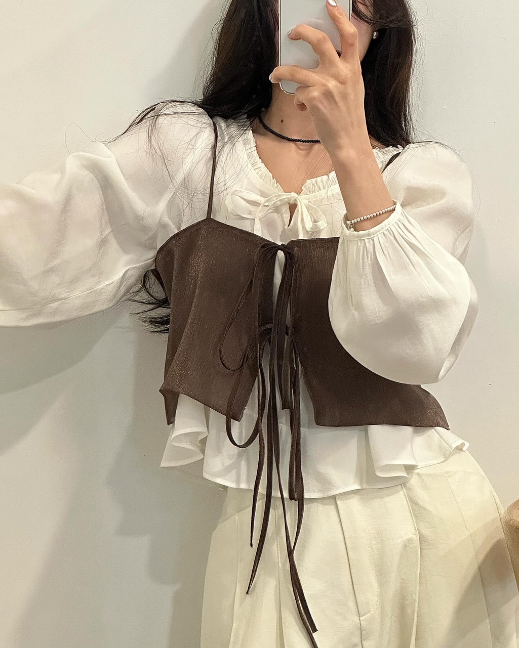 웬브 레이어드 새틴 하객룩 출근룩 오피스룩 리본 뷔스티에 상세 이미지 3