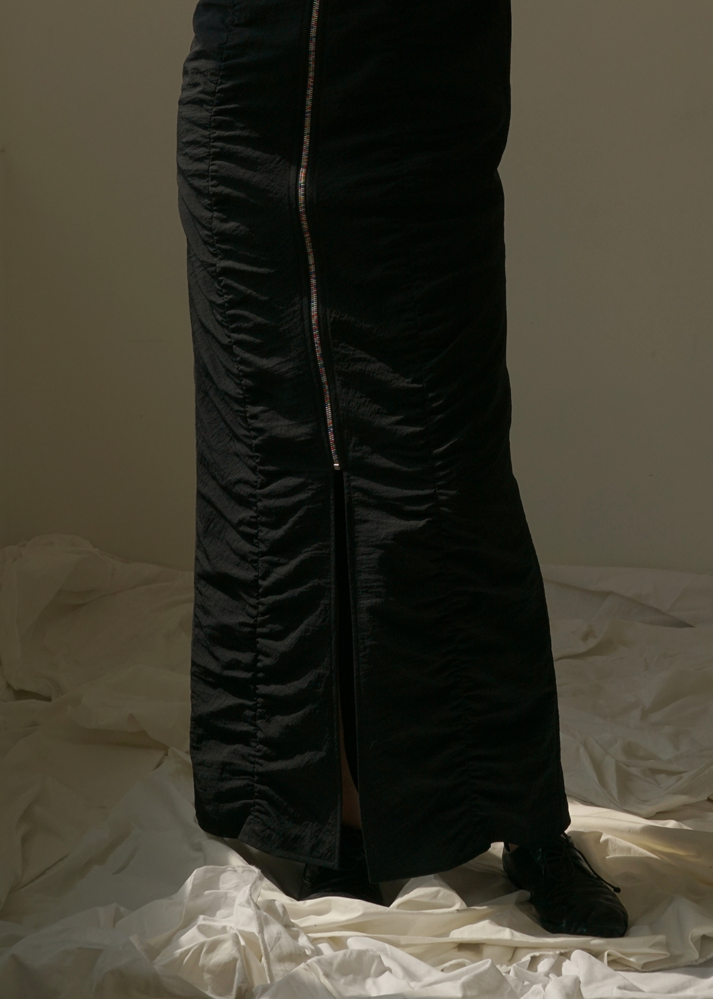 루드 나일론 셔링 롱 코트 원피스 국산 원단 Dress 01 - 상세 이미지 3