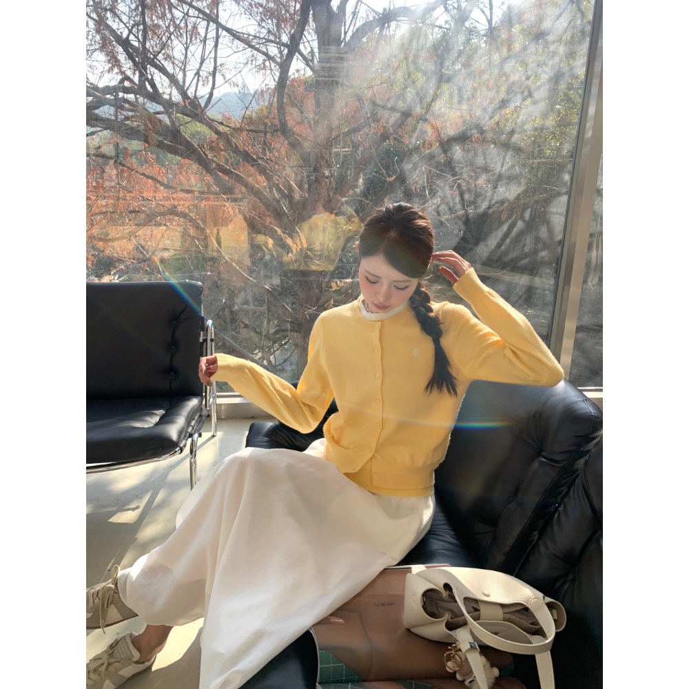 아이유 인스타 가디건 러블리 프렌치 옷 패션 의상 피도 눈물도 없이 하연주 - 상세 이미지 3