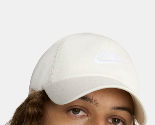 국내매장판 나이키 클럽 언스트럭처드 퓨추라 워시 캡 S3 FB5368-133