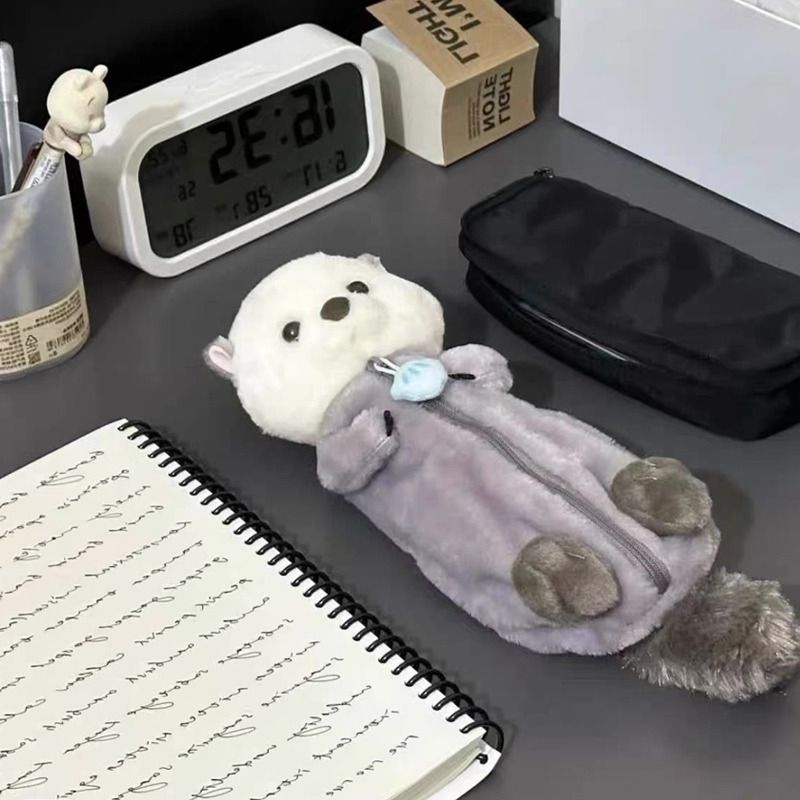 귀여운 봉제 해달 필통 인형 동물 수달 펜 수납 파우치 케이스 학생 문구 화장품 필기구 - 상품 이미지