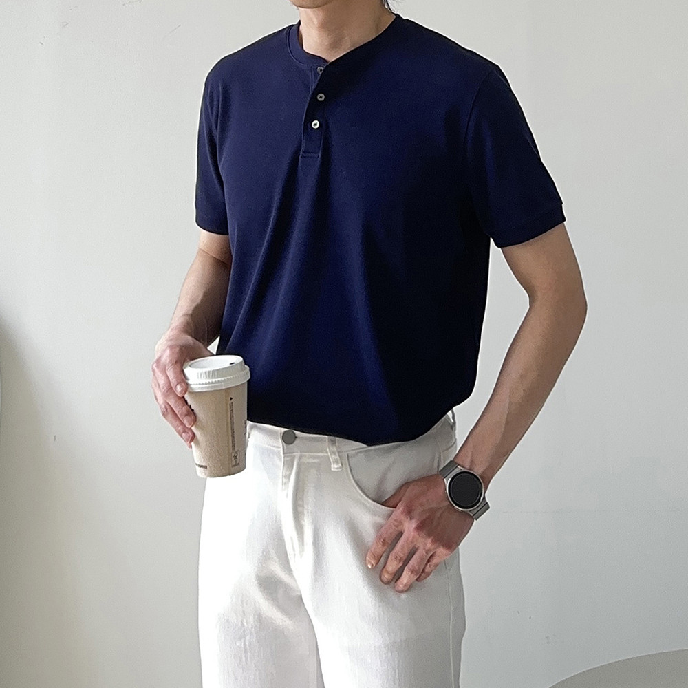 남자 반팔티 머슬핏 헨리넥 무지 반팔 티셔츠 - 상품 이미지