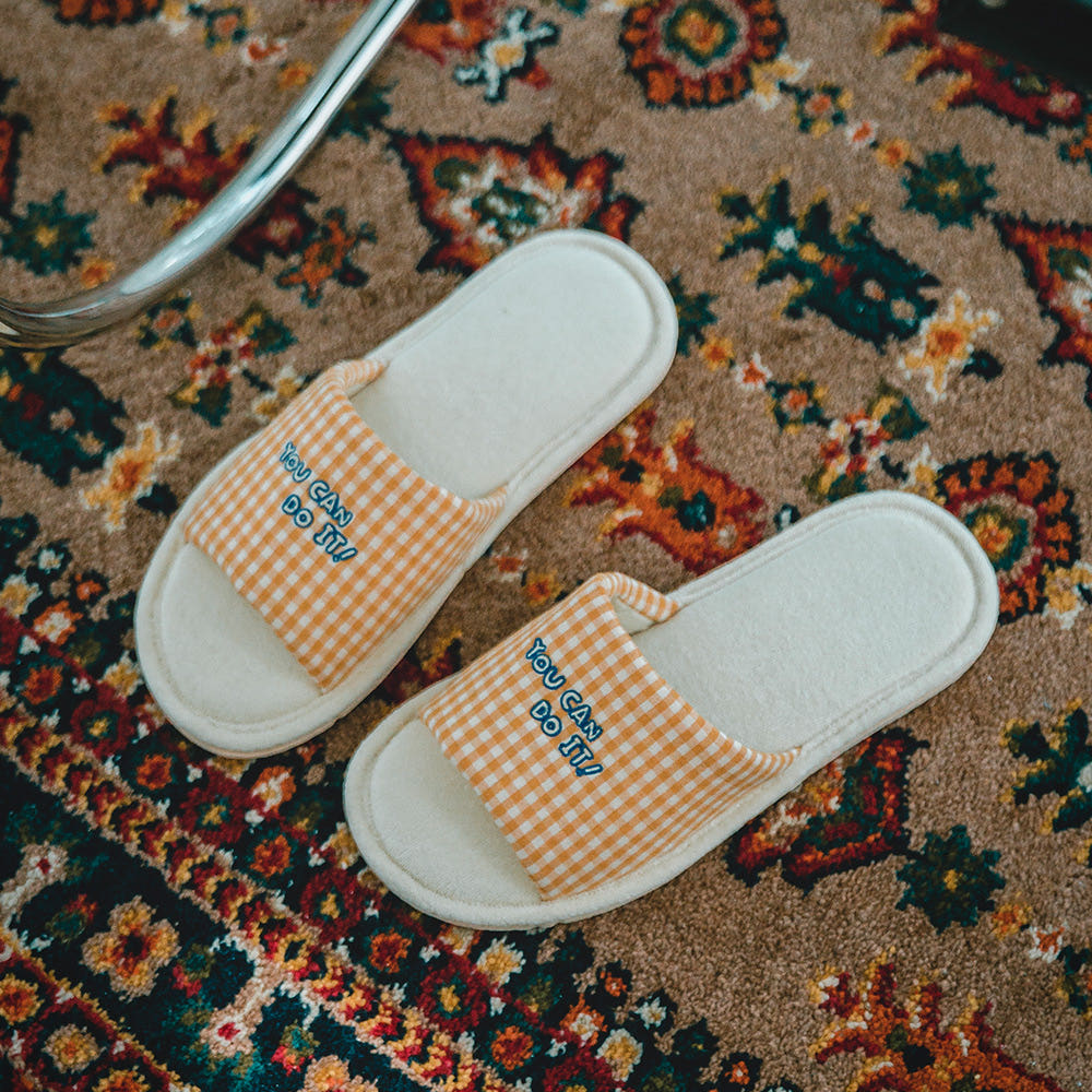 거실화 착용 이미지 1