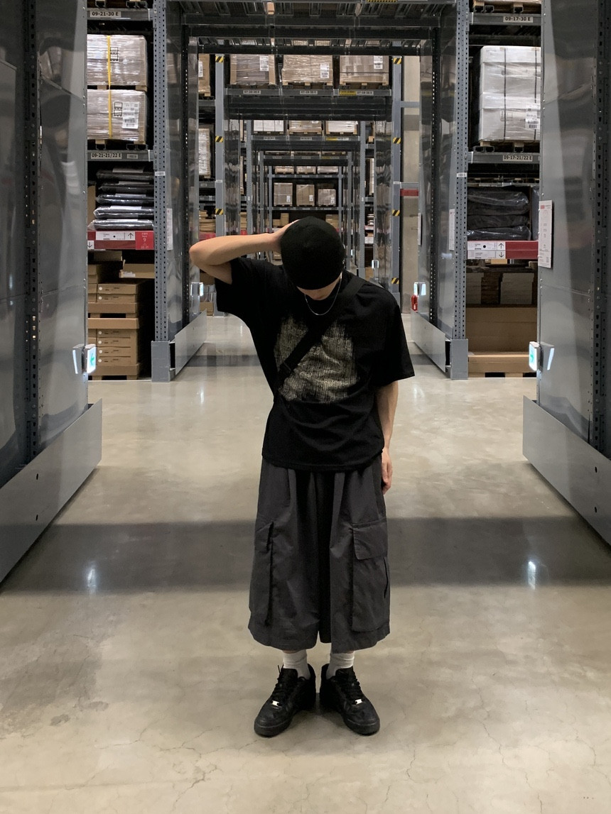 6AA931DF-105B-4140-ABC8-84008B2C5590