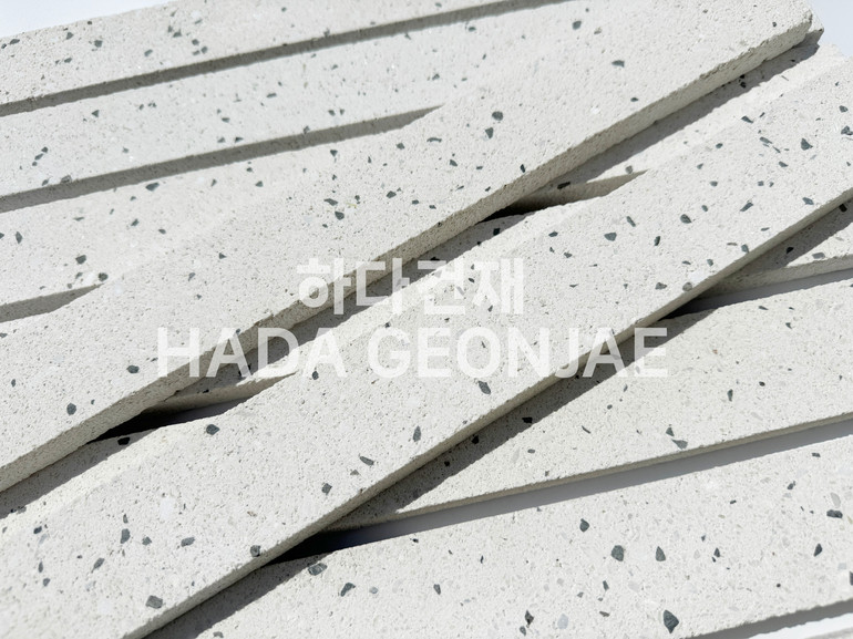 모노타일 롱브릭 490x53x17T 화이트 / 하다건재 와이드벽돌타일