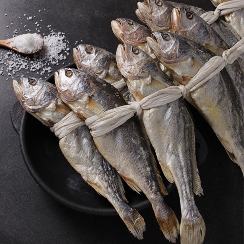 영광 법성포 건조 보리굴비 왕 특대 30cm 32cm 선물용, 가정용(진공) 10마리 - 상세 이미지 2