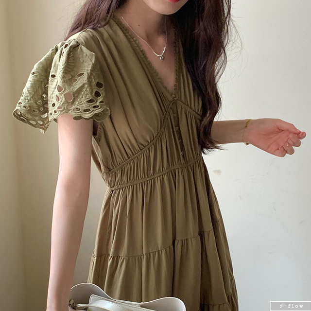 웨어유 브이넥 자수 러플 코튼 맥시 롱 원피스 2col 여름 허리밴딩 펀칭 제이플로우 - 상세 이미지 3