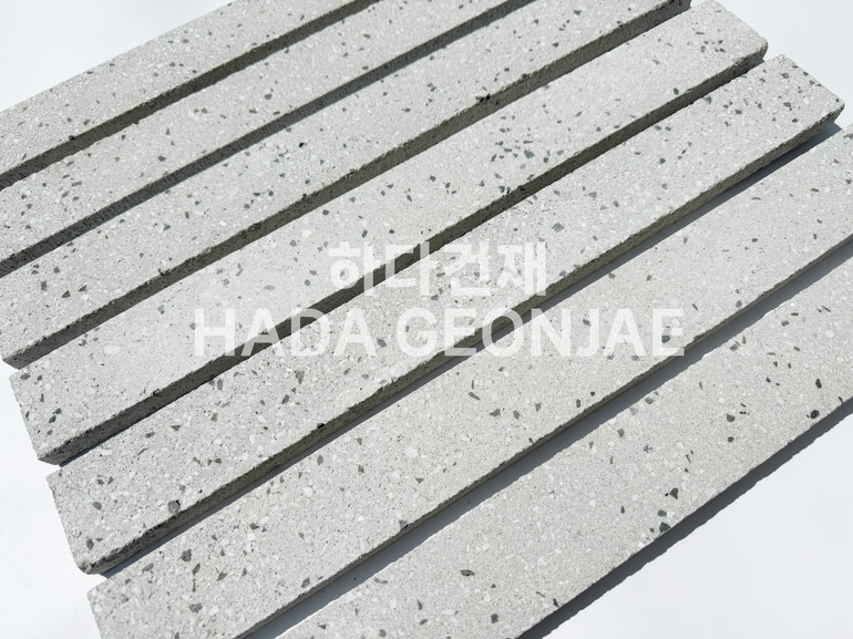 모노타일 롱브릭 490x53x17T 그레이 / 하다건재 와이드벽돌타일