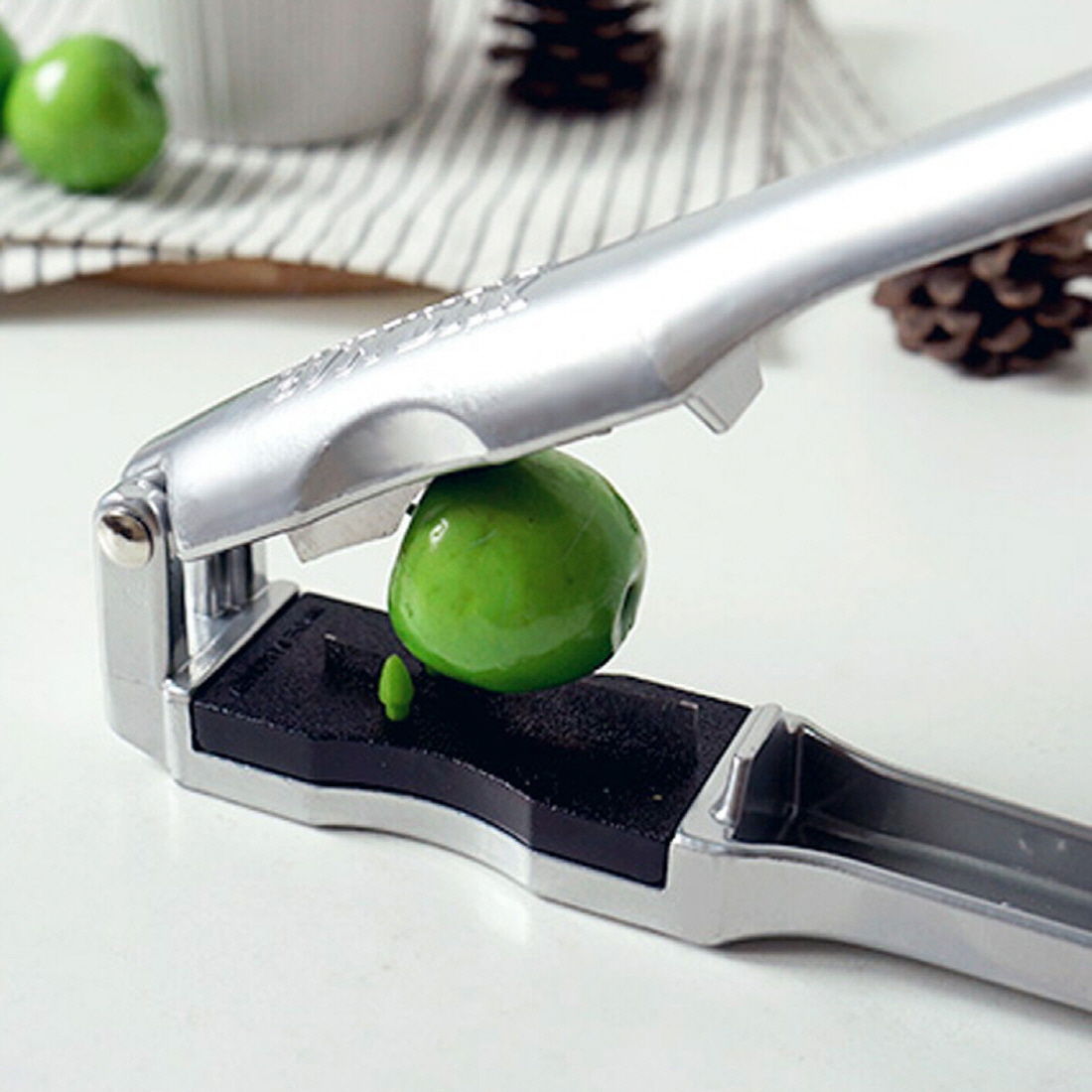 매실 작두 간편한 매실씨 제거기 분리기 망치 국내산