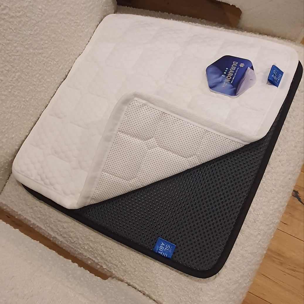 슬래빗 냉감방석 쿨링 쿨 시원한 의자 얼음 여름 듀라론방석