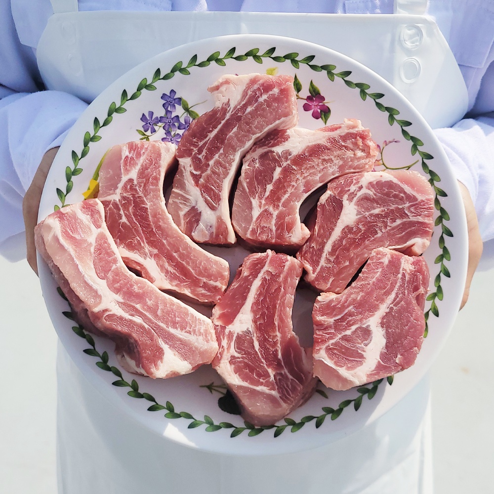 바라던 살코기 많고 지방적은 돼지 등갈비 1kg 로인립 구이 바베큐 캠핑고기 쪽갈비