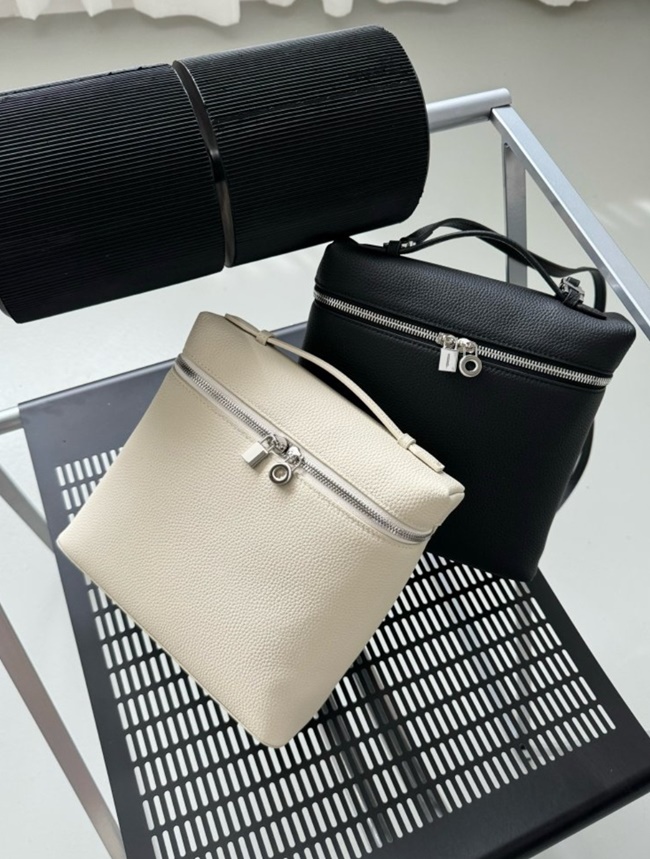 프리미엄 소가죽 여성 스퀘어 가벼운 심플 미니 백팩 캐쥬얼 직장인 가방