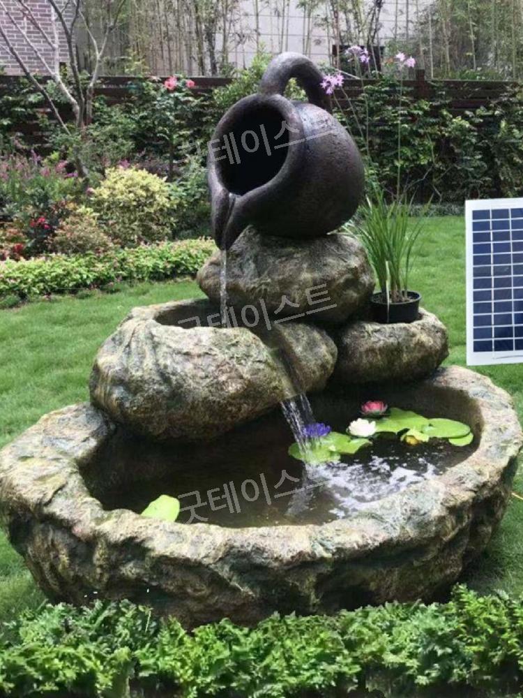 흐르는 물 분수대 발코니 인테리어 장식 풍경 유럽 물고기 연못 이미지 7