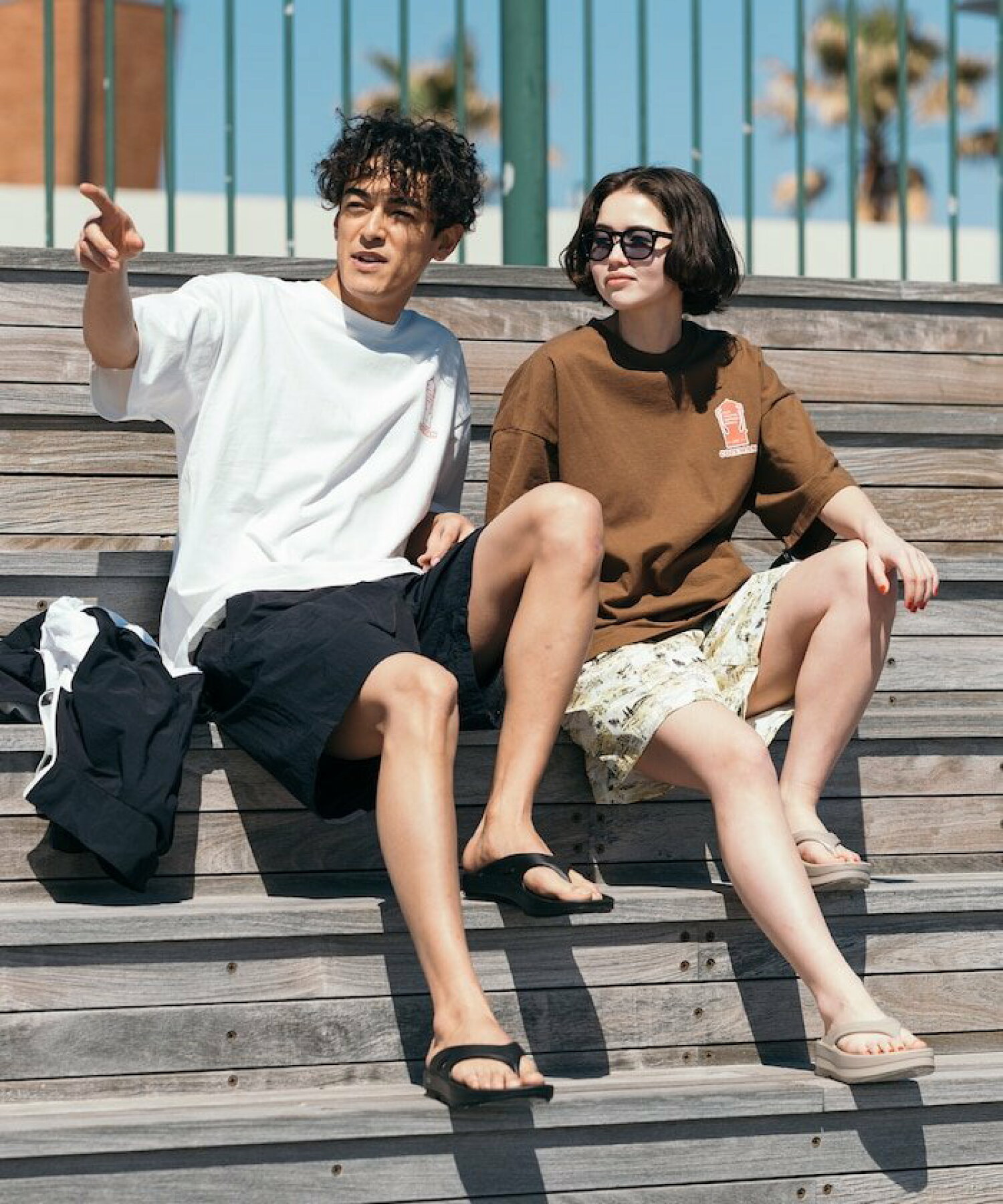 Coleman x 프릭스스토어 별주 백프린트 반팔 라운드 프린트 티셔츠 - 상세 이미지 2