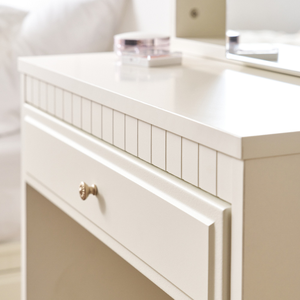 미카엘 600폭 서랍 수납 화장대