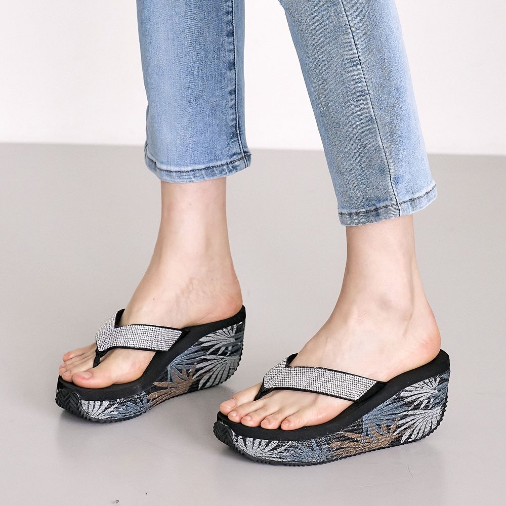 여름 여성용 블링블링 큐빅 키높이 통굽 조리 슬리퍼 8cm