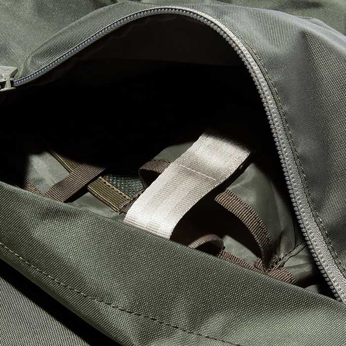 FCE ROBIC RUCKSACK 에프씨이 남성 백팩 배낭 262869 올리브 - 상세 이미지 4
