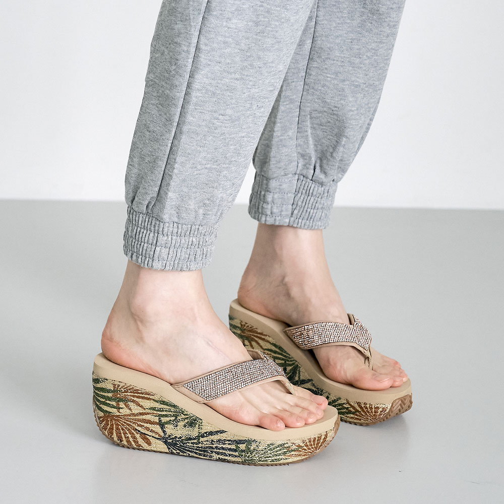 여름 여성용 블링블링 큐빅 키높이 통굽 조리 슬리퍼 8cm