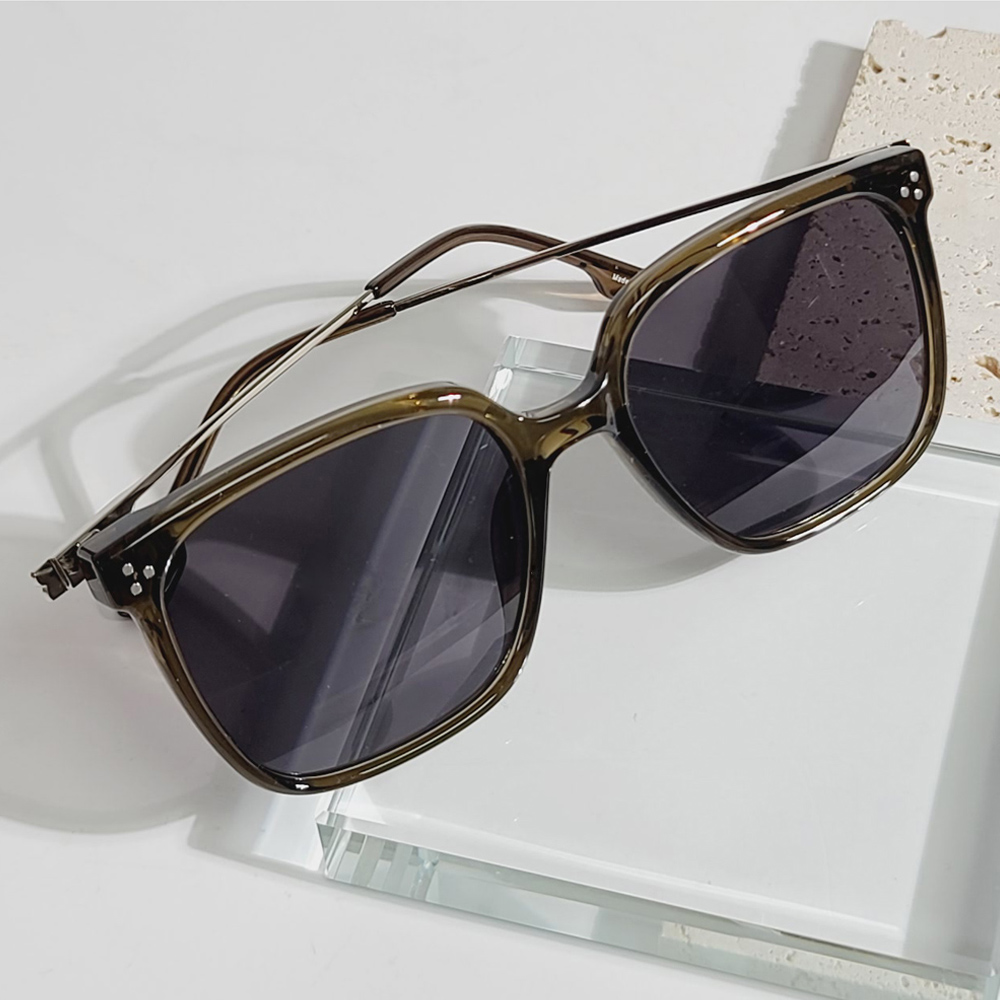 UV 자외선차단 가벼운 데일리 커플 뿔테 틴트 선글라스