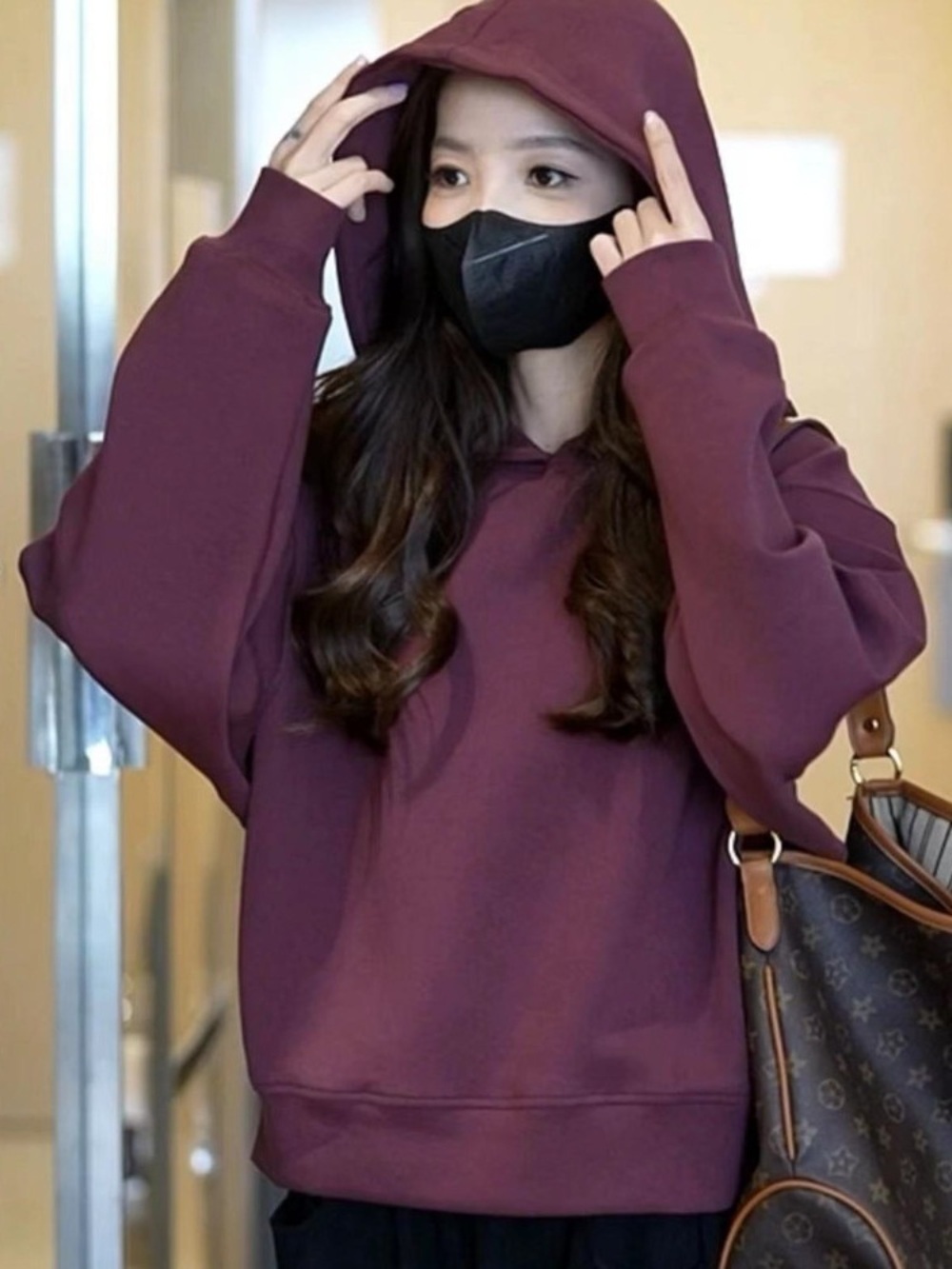 멱살 한번 잡힙시다 9회 김하늘 서정원 후드티 캐주얼 캠퍼스룩 - 상세 이미지 2