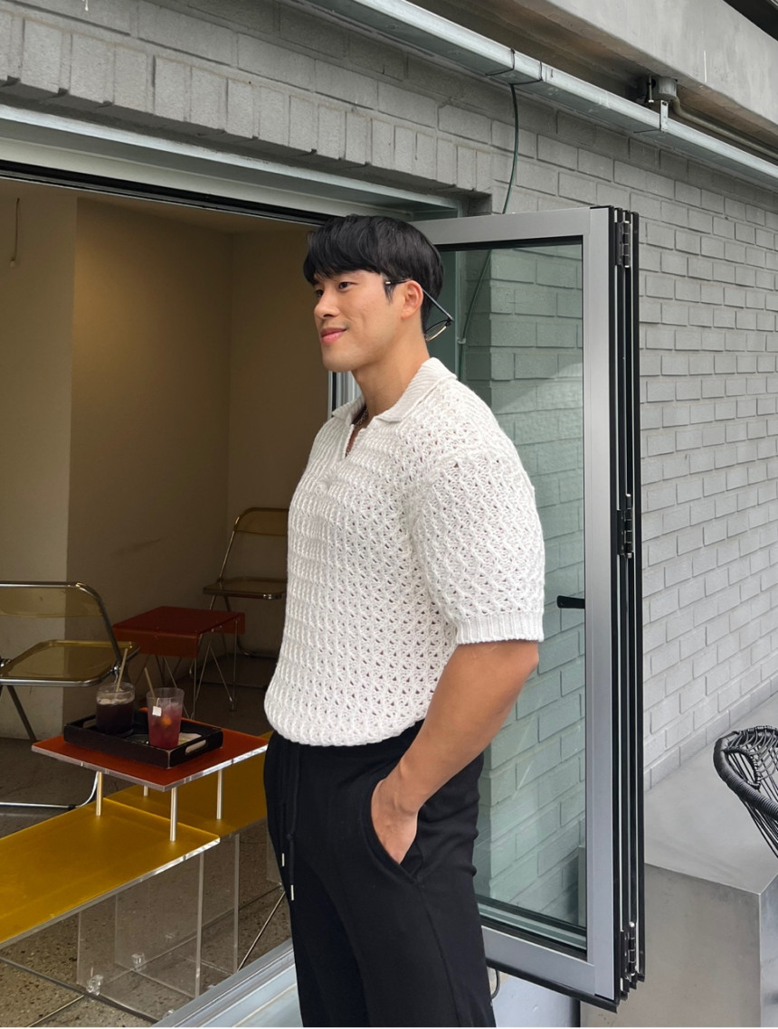 EF729B39-77B3-4976-BCD5-1E0C3CDA4D8B