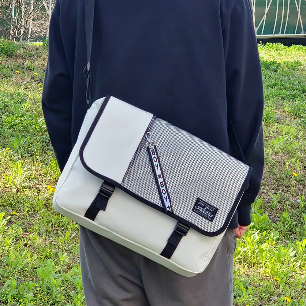 중 고등학생 대학생 큰 빅사이즈 메신저백 남학생 여학생 태블릿 아이패드 크로스백 가방 - 상품 이미지