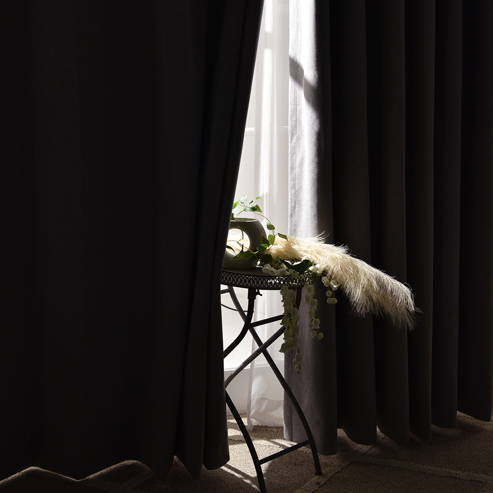 아라크네 아일렛형 100% 암막커튼 거실 양면 에반 135x170 2장