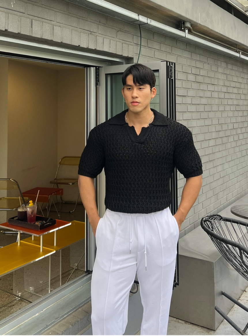 4F235A40-4B6A-4FAF-A863-4CE4BDE20947