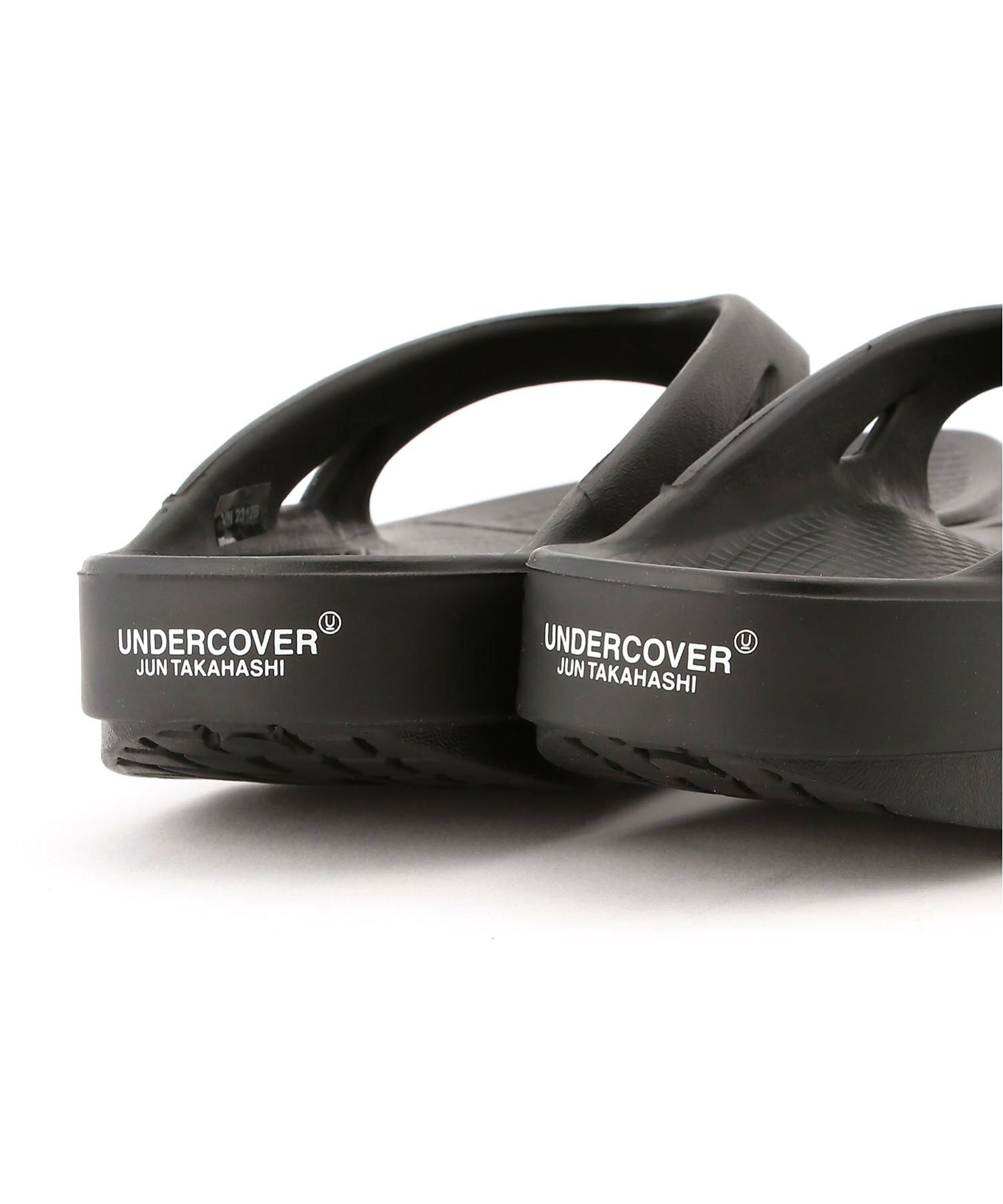 UNDERCOVER 언더커버 x OOFOS 우포스 00riginal 샌들 슬리퍼 플립플랍