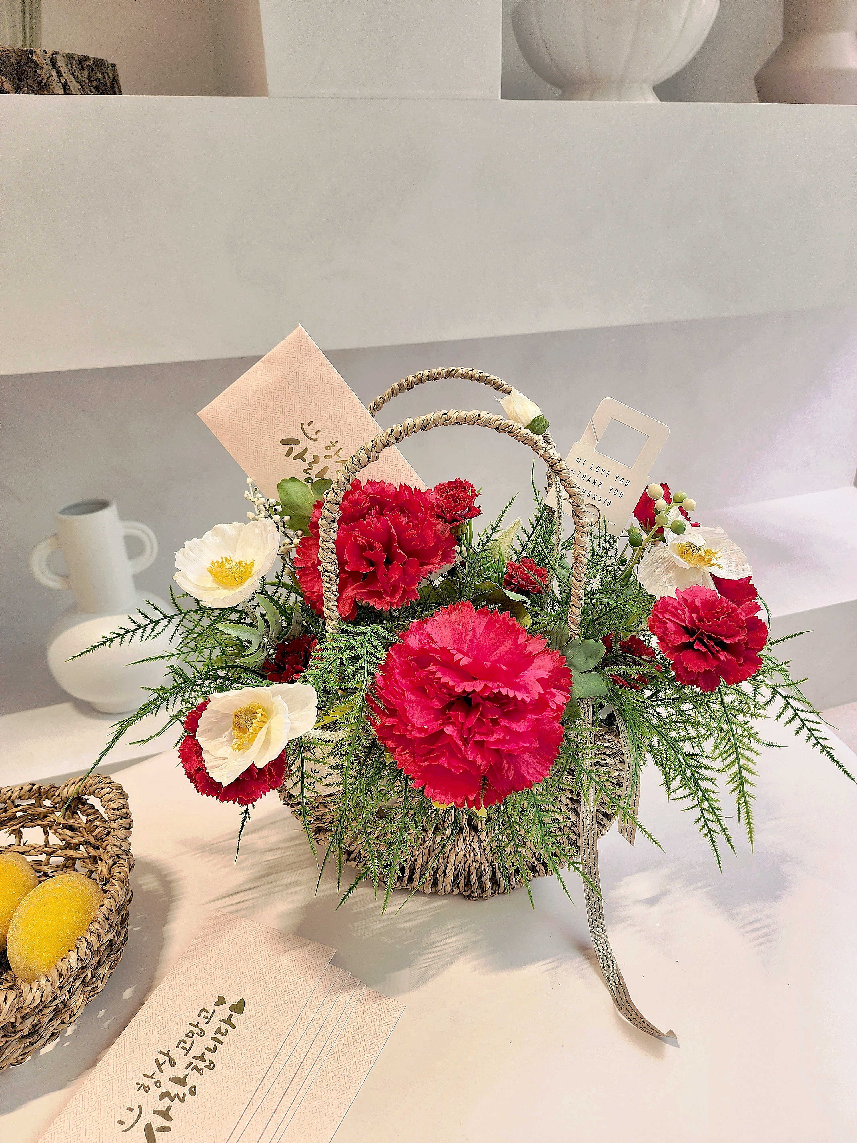 리얼 카네이션 바구니 세트 어버이날 꽃바구니 꽃다발 배달 생화 조화 용돈 감사 선물