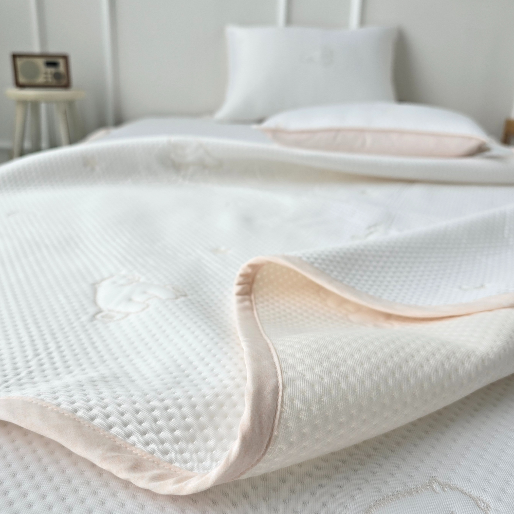 쿨베딩매트 쿨매트 쿨패드 여름 통잠 통풍 유아 듀라론 냉감 블랭킷