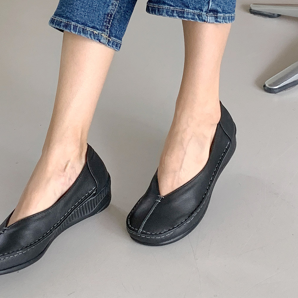 [GISSE 지쎄] 천연가죽 여성수제화 통굽 로퍼 GIS-17284