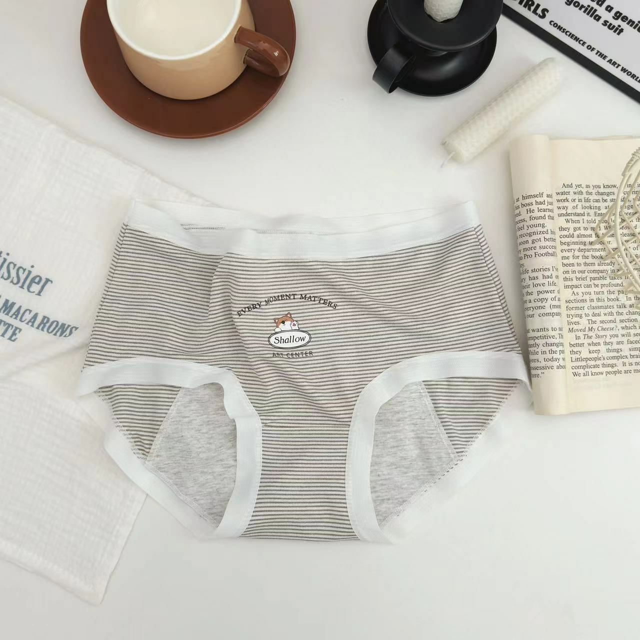 고양이위생팬티 10대생리팬티 초경팬티 주니어팬티 학생속옷 생리대파트너 생리3일차팬티 기숙사팬티 요일팬티 캐릭터팬티 고양이팬티 초경팬티 날씨팬티 기능성팬티 위생팬티66 여행안심팬티 - 메인 이미지