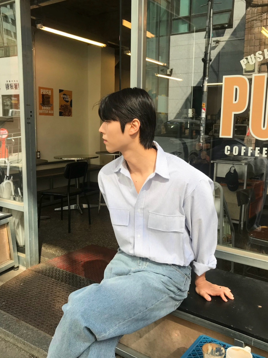 B317B862-C6E7-45A5-879F-9B756CFECB5D