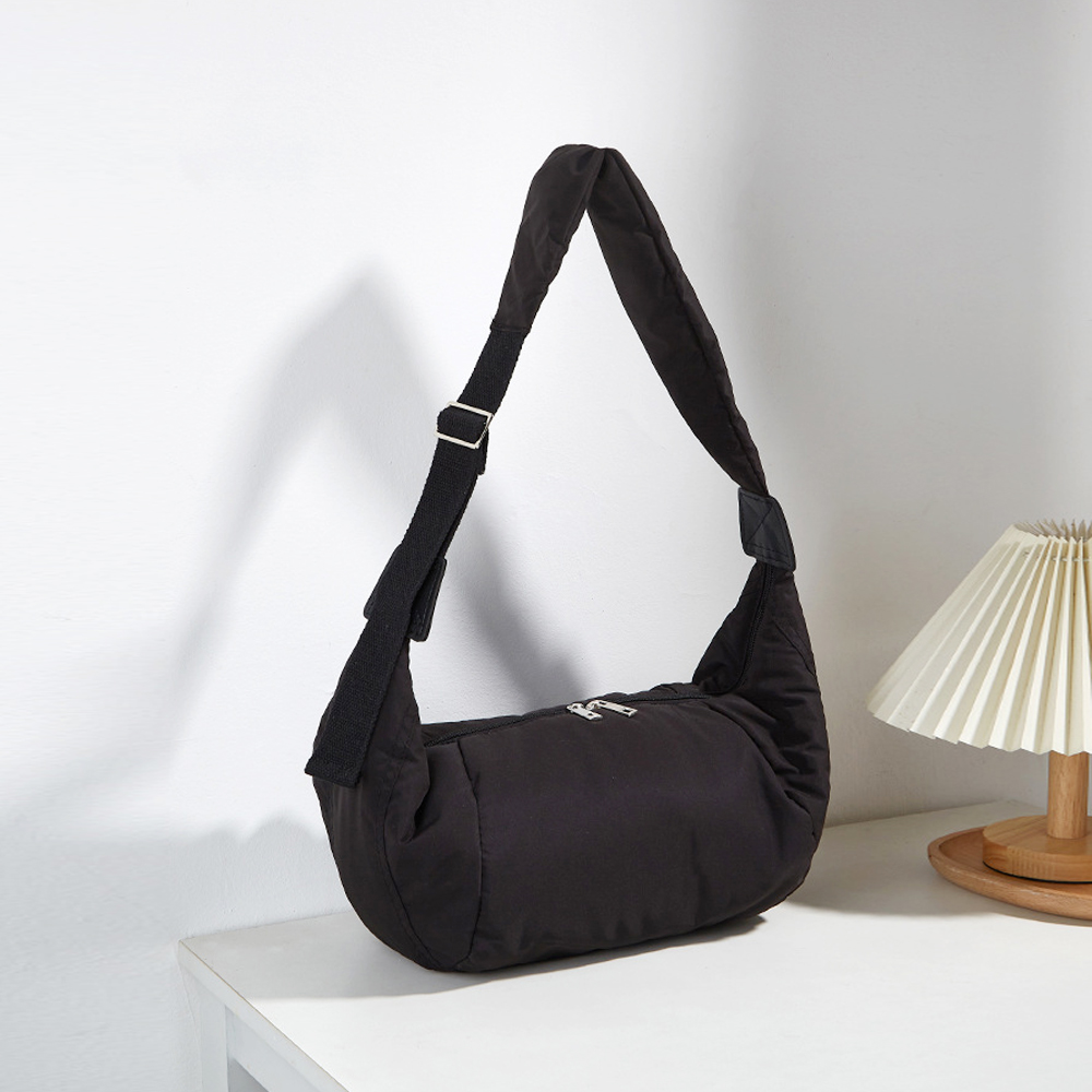 크로와상백 반달 여행용 크로스백 보부상 가벼운 나일론 해외 여행 가방