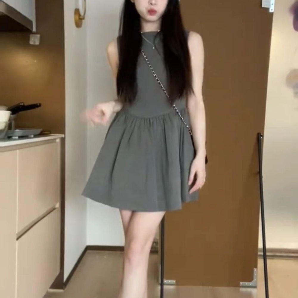 나솔사계 56회 조현아 그레이 민소매 원피스 캐주얼 Y2K - 상품 이미지