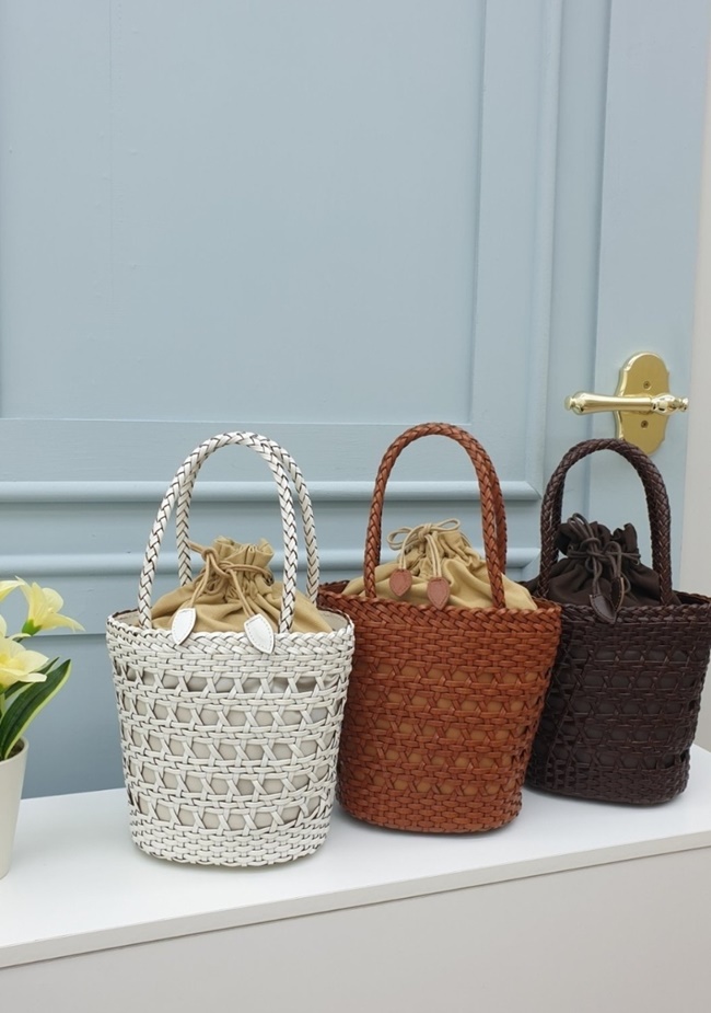 소가죽 캐내지 드래곤 메쉬 원통 라탄 버킷 토트백  여름 왕골 크로스가방