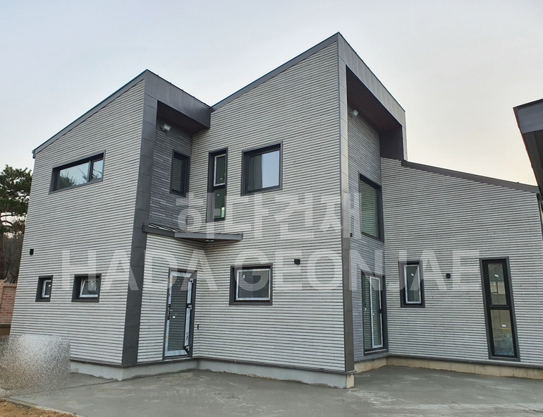 모노타일 롱와이드 500x50x18T 크림화이트 / 하다건재