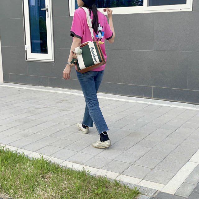 mddas 곰돌이 마르쉐 자수 여성 토트백 데일리 캔버스 사각 핸드백 손가방 미니 토드