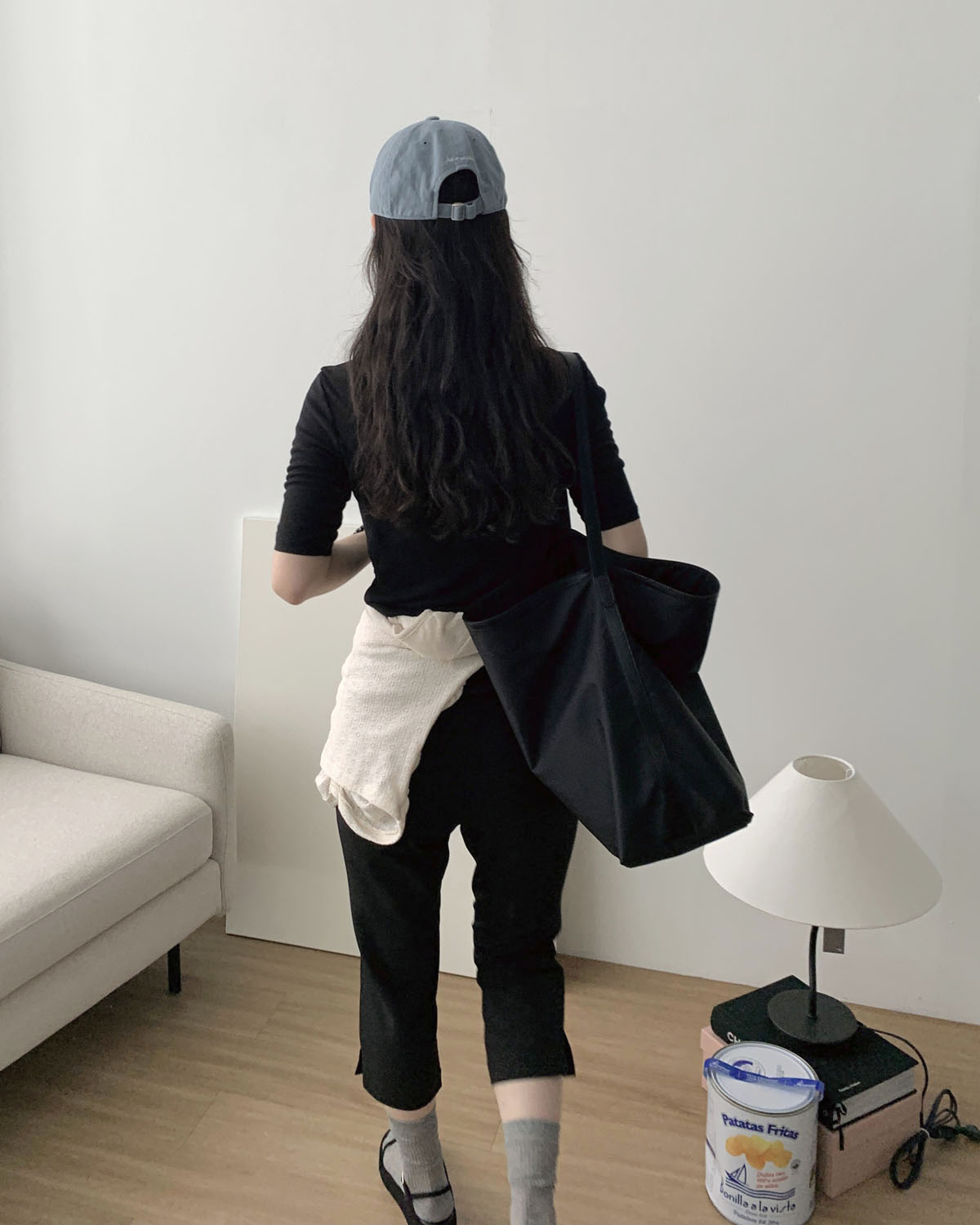 [자체제작/당일발송] 카프리 팬츠 7부 슬림핏 하이웨스트 스판버뮤다 슬릿 쇼츠 (블랙) - 상세 이미지 3