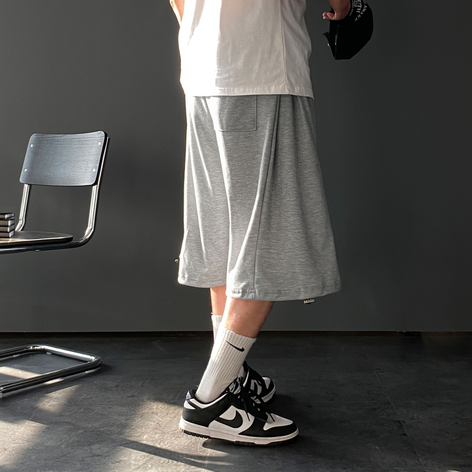 회색반바지 남자버뮤다팬츠 벌룬팬츠 - 상품 이미지