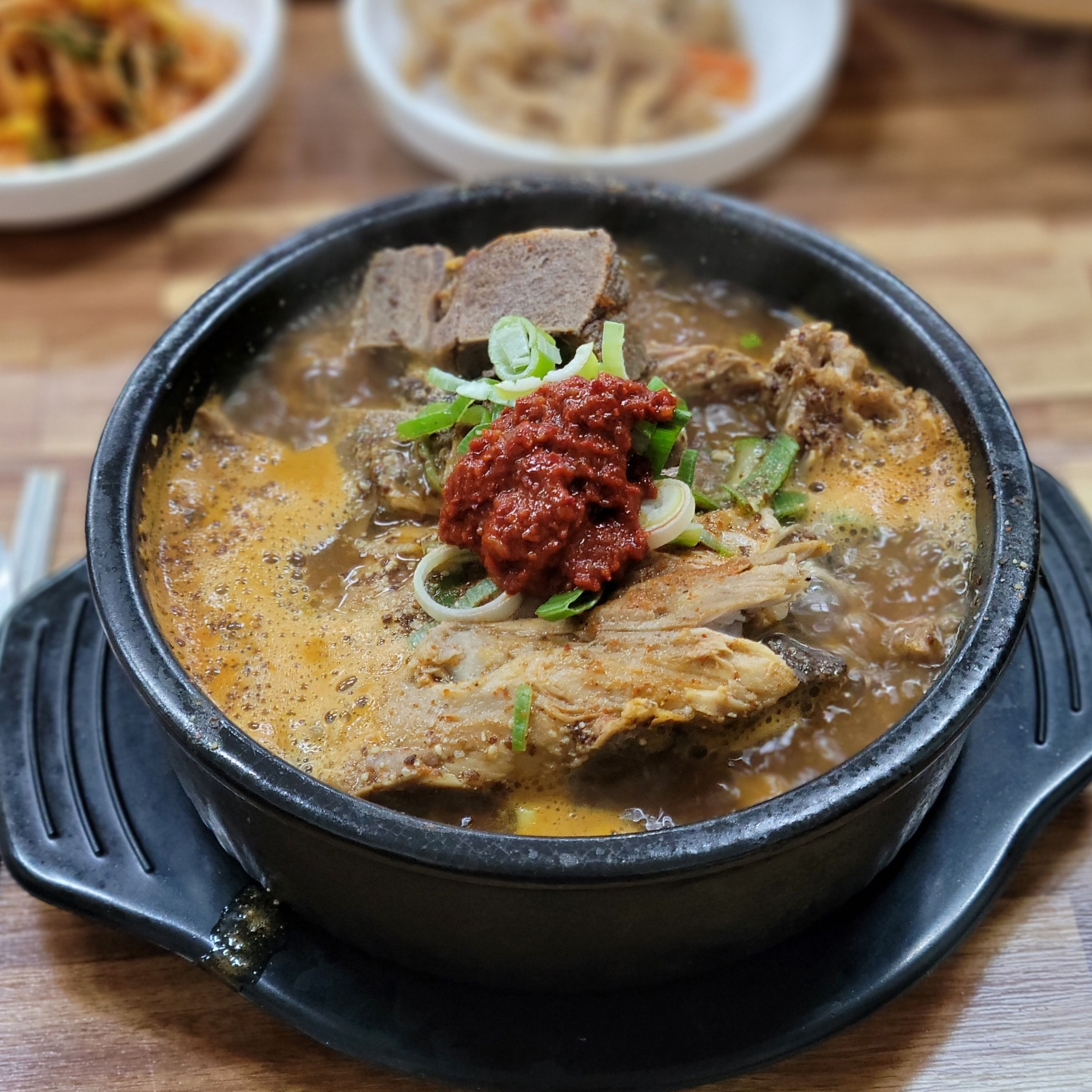 미트홀 돼지 목뼈 등뼈 2kg 푸짐한 살코기 감자탕 뼈다귀해장국 뼈찜 - 상세 이미지 3