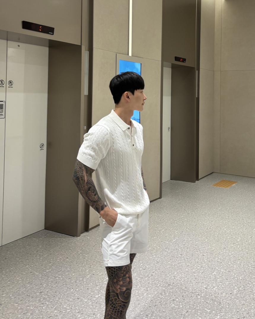 28061A8B-4CBE-4679-90D8-86E256C0CB12