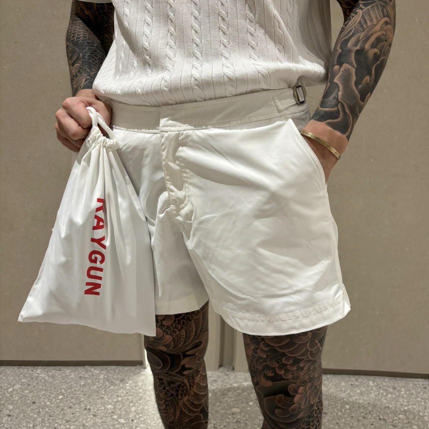 C2001189-D2C4-4B01-AC2C-EFE1CCC86C7A